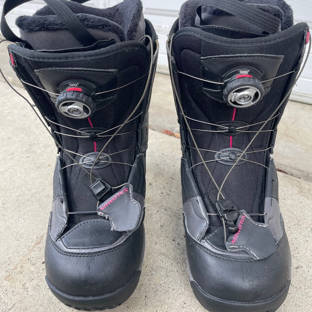 salomon snowboard boots womens